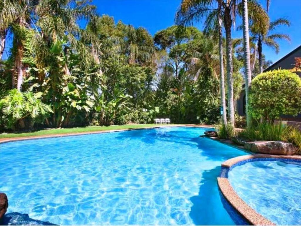 Checkers Resort Terrey Hills Buitenkant foto