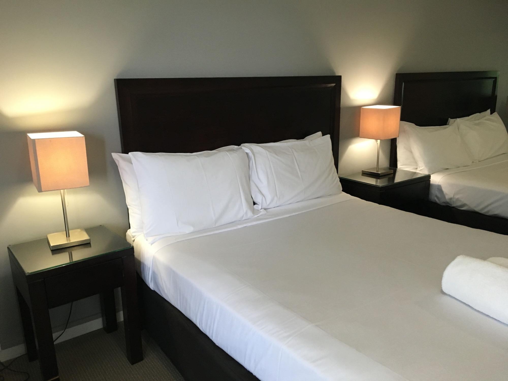 Checkers Resort Terrey Hills Buitenkant foto