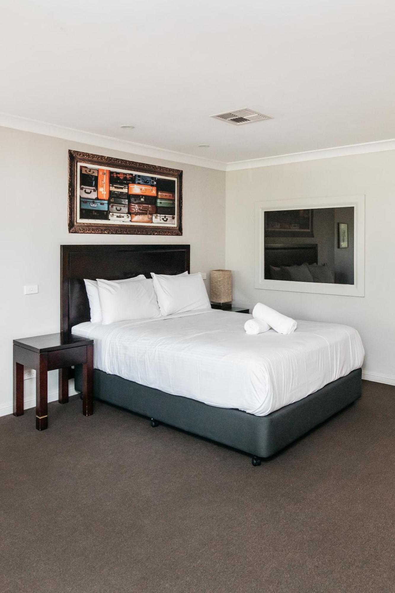 Checkers Resort Terrey Hills Buitenkant foto