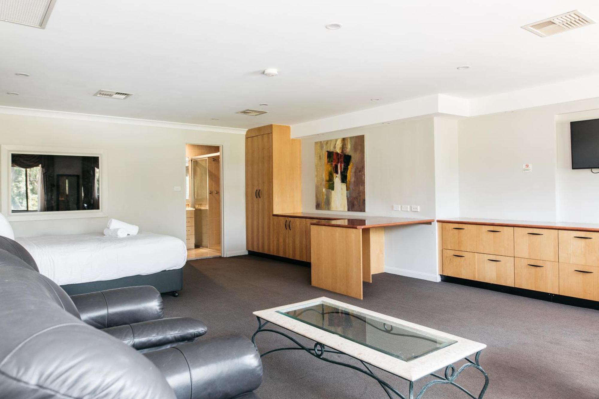 Checkers Resort Terrey Hills Buitenkant foto