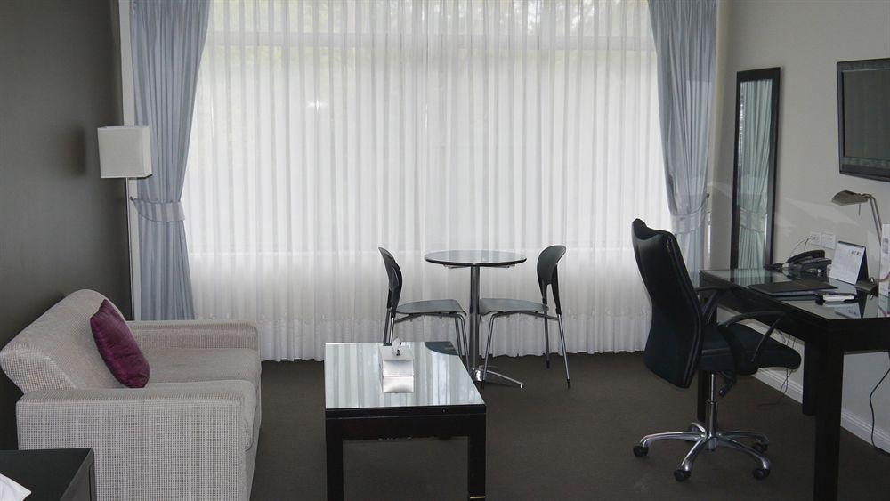 Checkers Resort Terrey Hills Buitenkant foto
