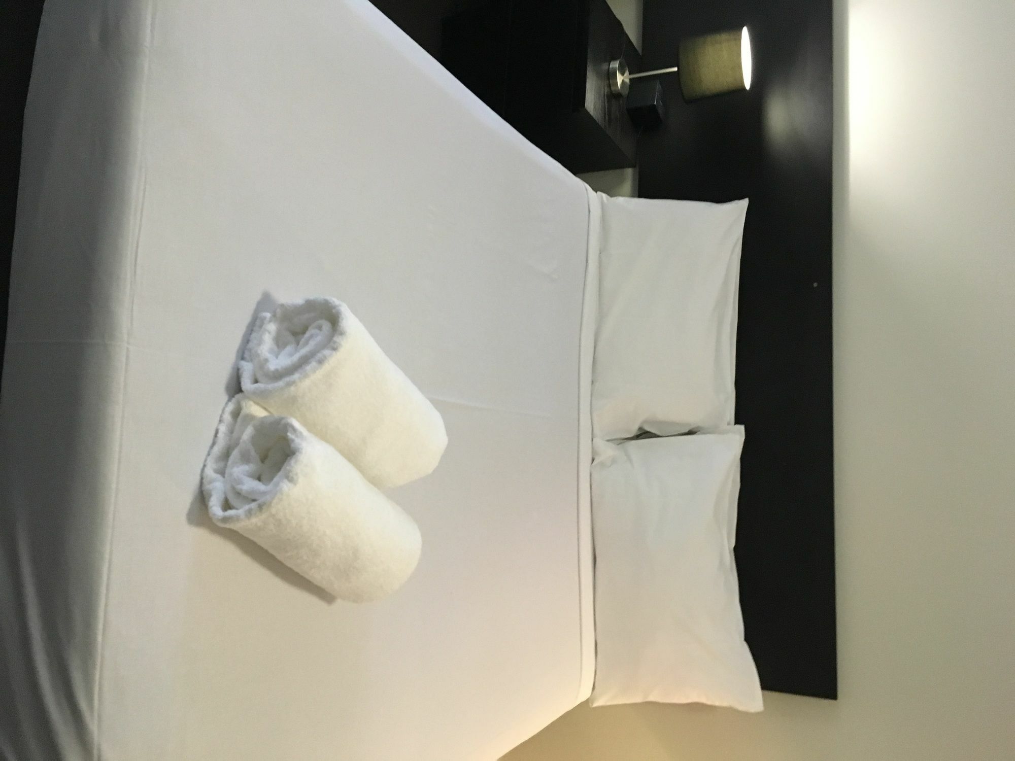 Checkers Resort Terrey Hills Buitenkant foto
